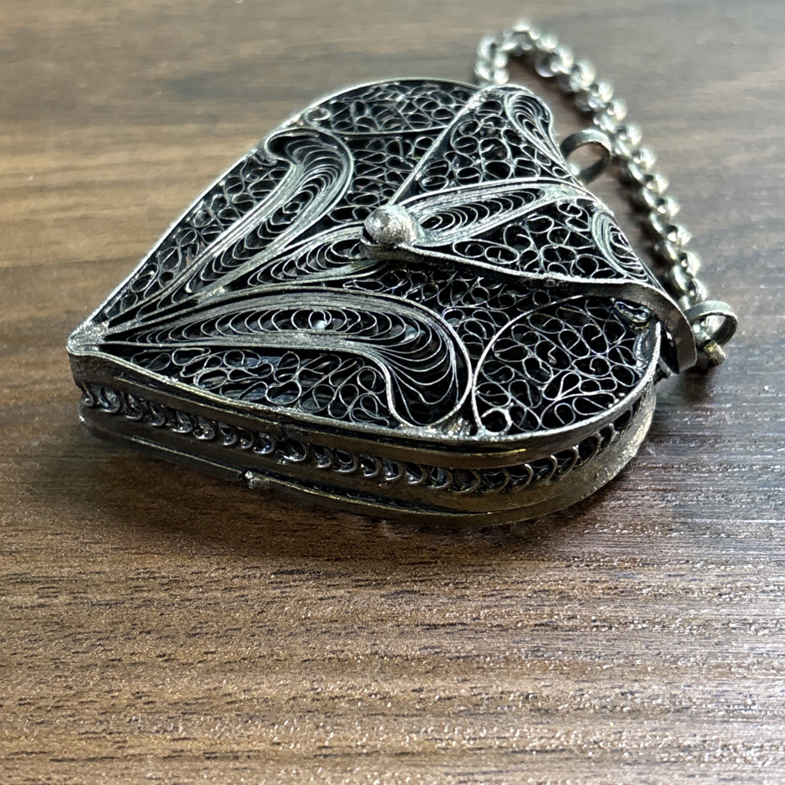Hand Crafted Silver Filigree Hinged Heart Shape Pendant Locket Box 1.5″ x 1.5″