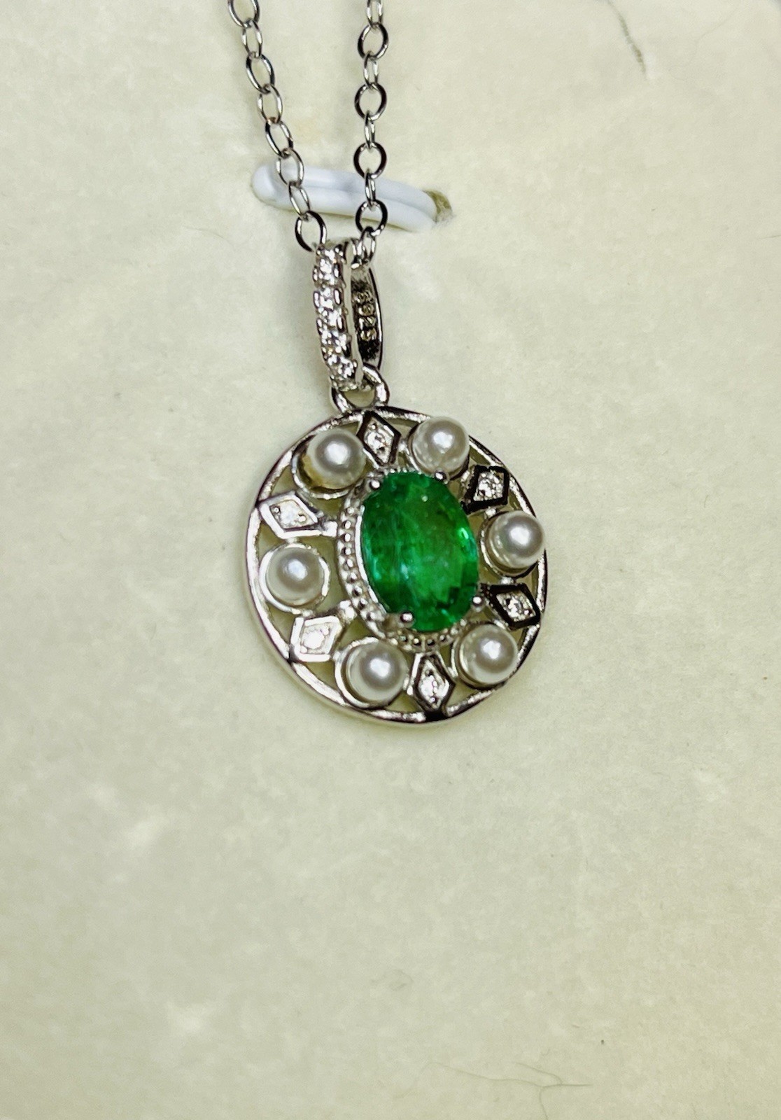 925 Sterling Silver 1.50 CTW Natural Green Emerald White Pearl Pendant Necklace