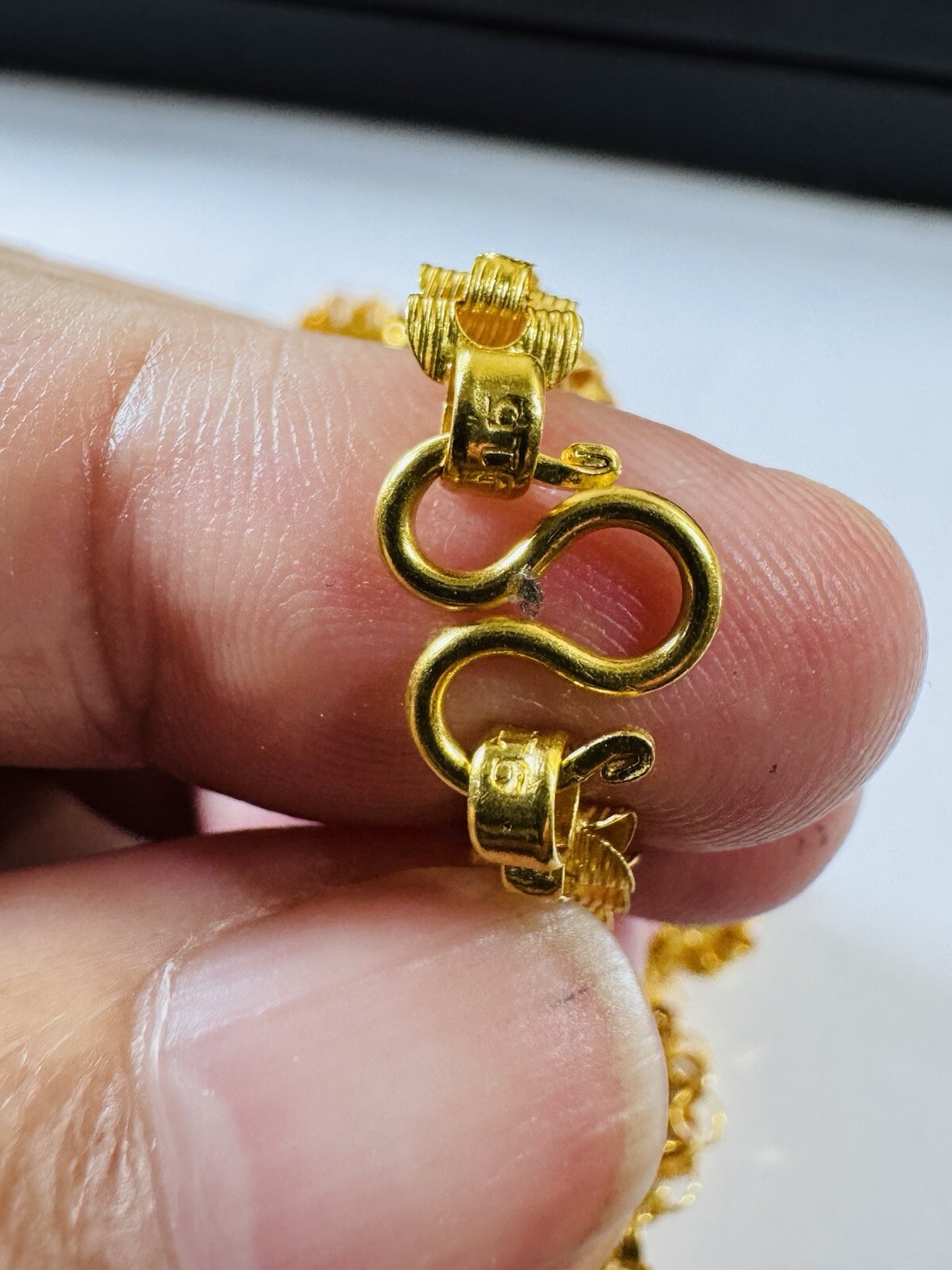 22K 916 22C Fine Real Gold 17.5”/18 inch Cross Necklace 21.7g 6mm