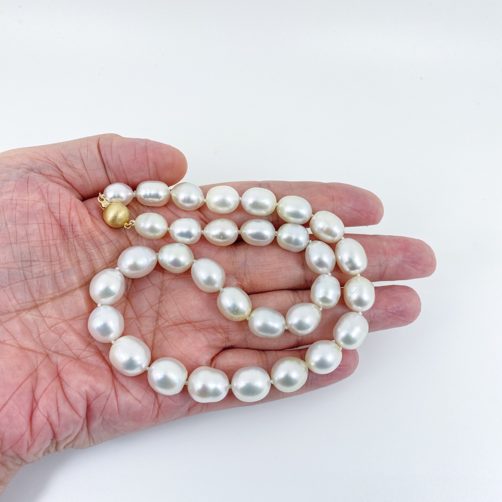 Natural White South Sea Cultured Pearl necklace, 14K Yellow Gold Clasp #101SN