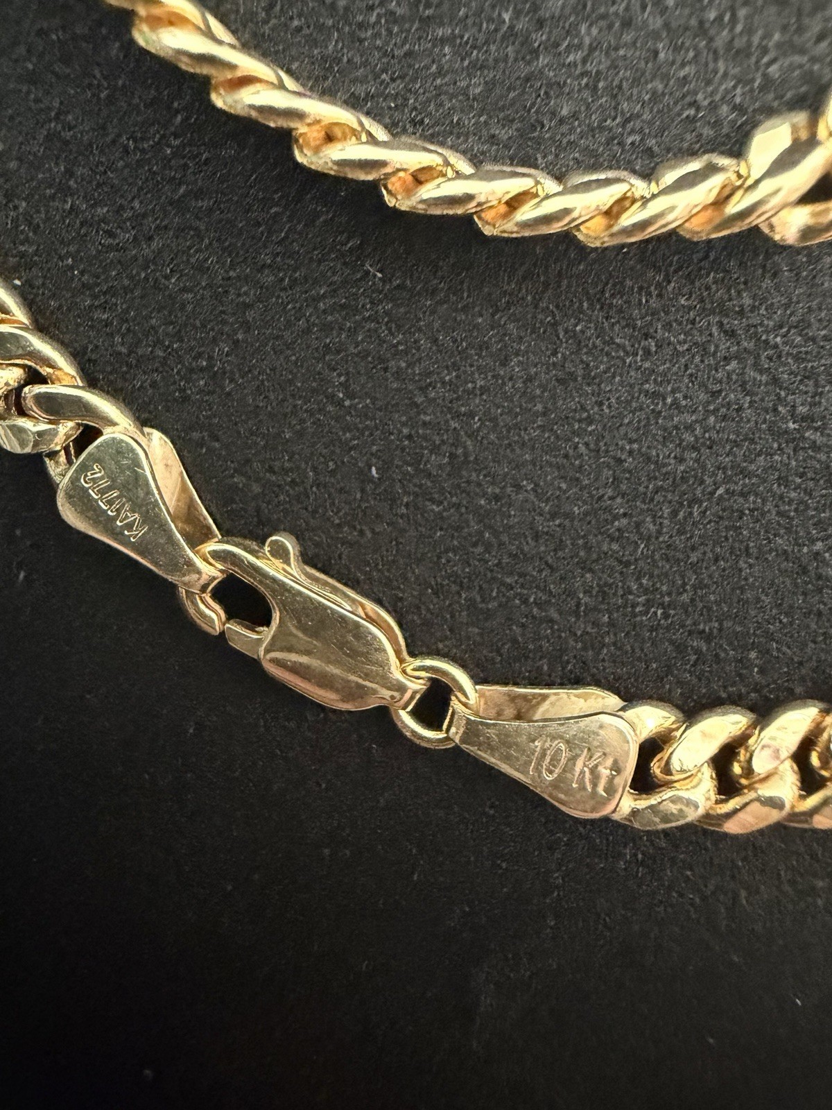 10K Solid Yellow Gold Cuban Link Chain Necklace 22”…Excellent