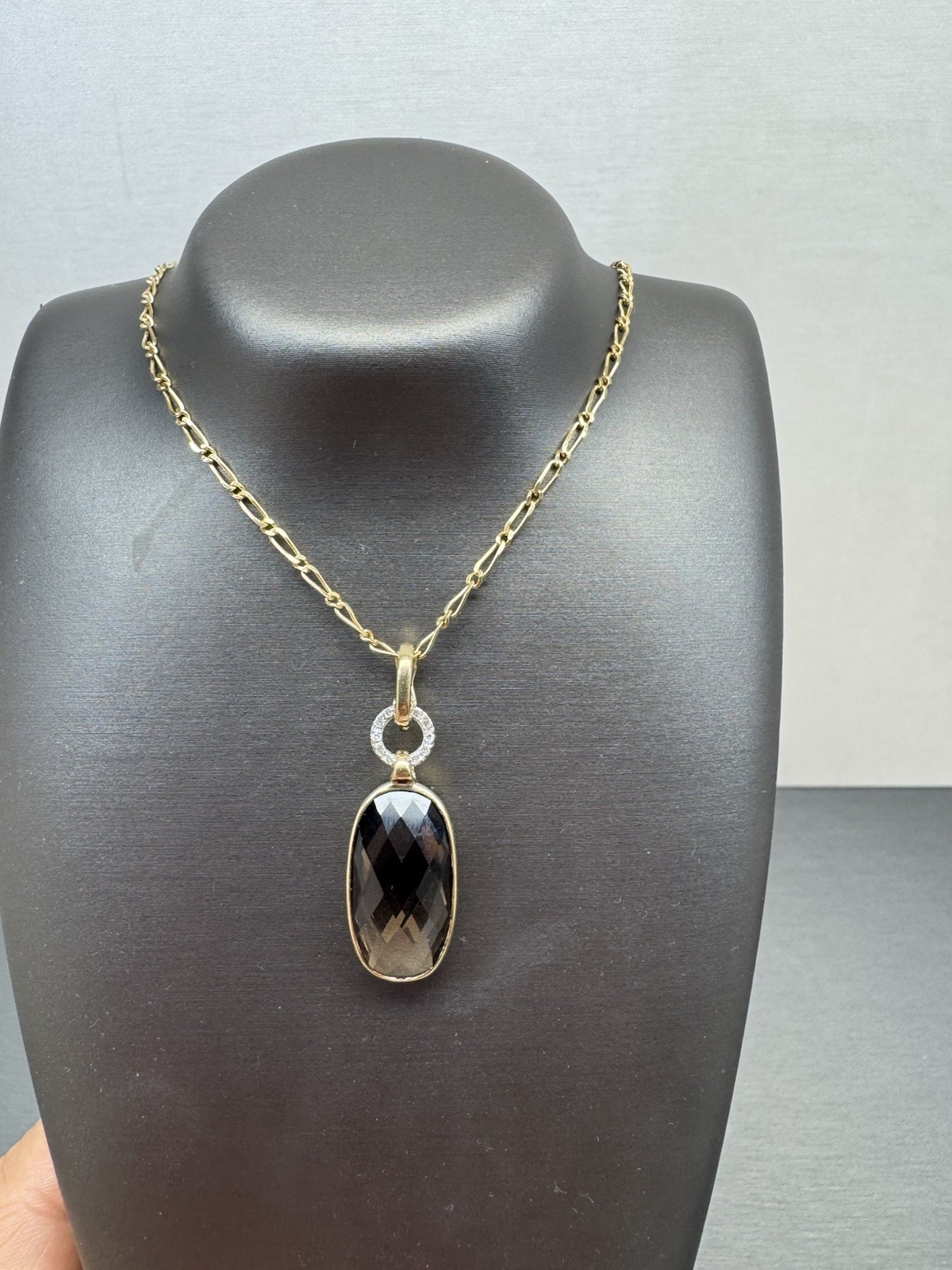 9ct Yellow Gold 70cm Chain with 9ct Yellow Gold Smokey Quartz & Diamond Necklace