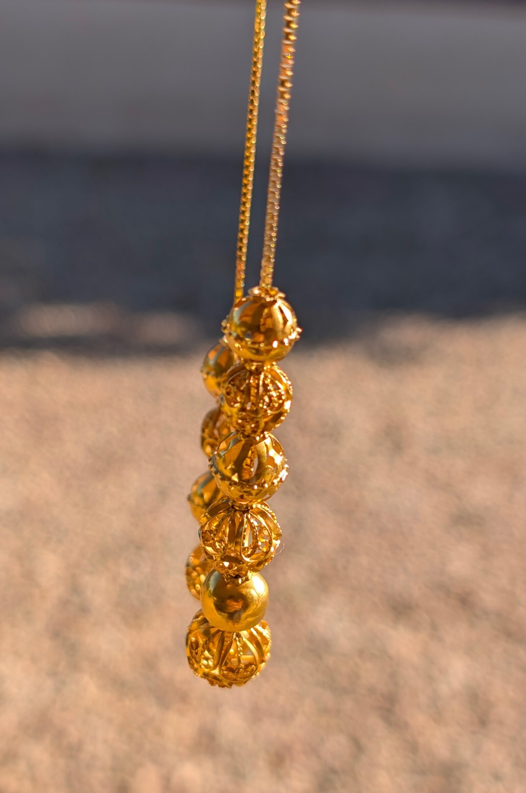 18k and 21k yellow gold filigree faceted balls bead necklace 23.5 ” ttl wt 12g