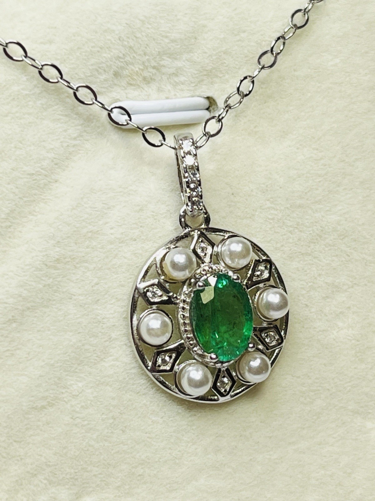925 Sterling Silver 1.50 CTW Natural Green Emerald White Pearl Pendant Necklace