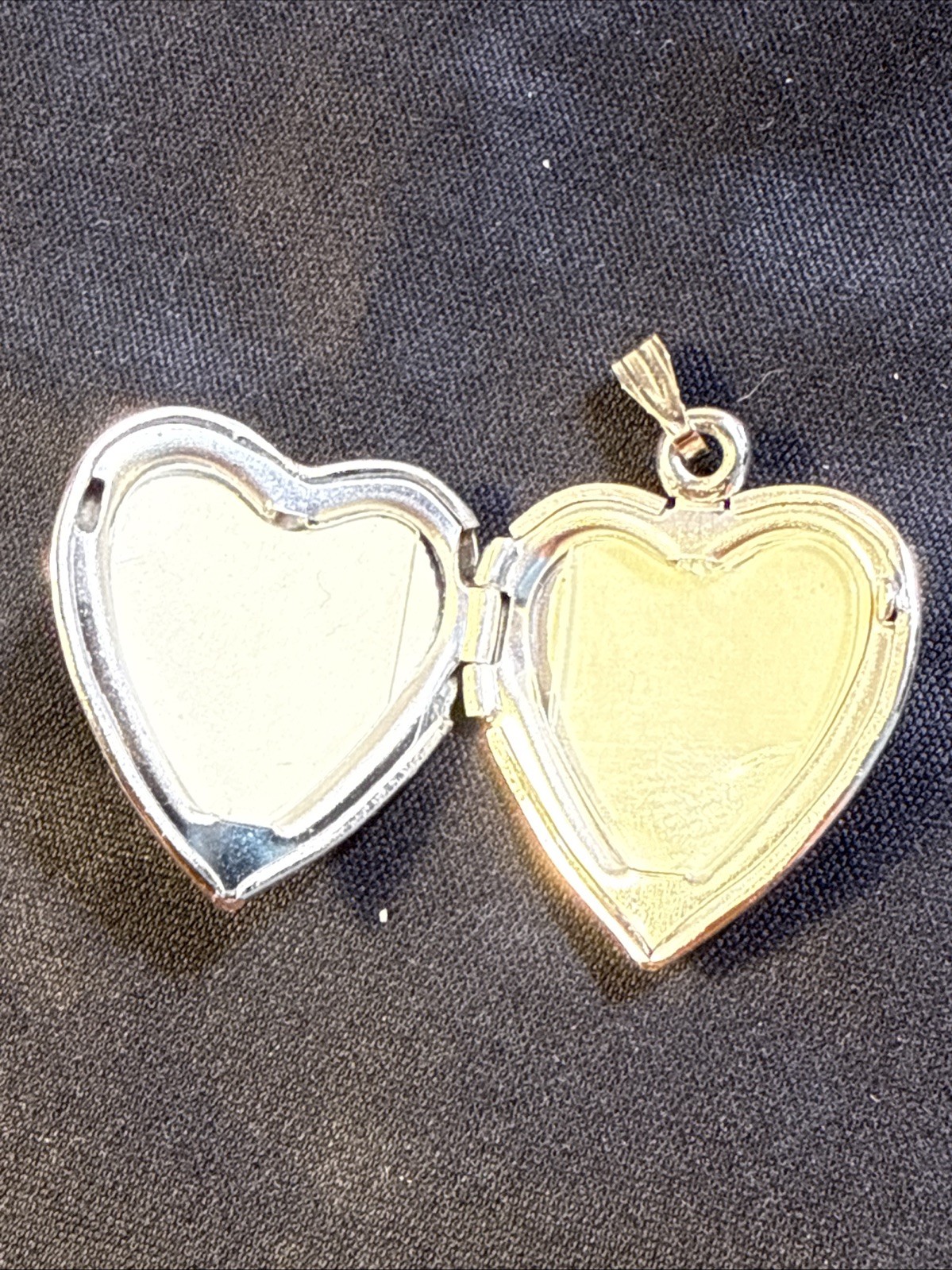 Sterling Silver Heart Photo Locket w/ Pink Rose & MOM Engraved 925 Pendant