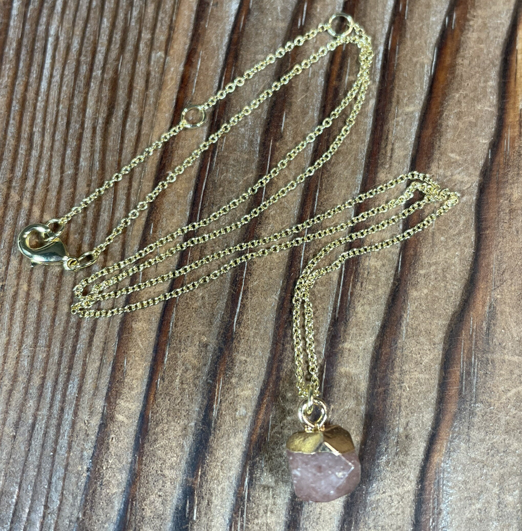 Rose pink quartz gemstone pendant necklace 14K GP yellow Gold chain 16-18
