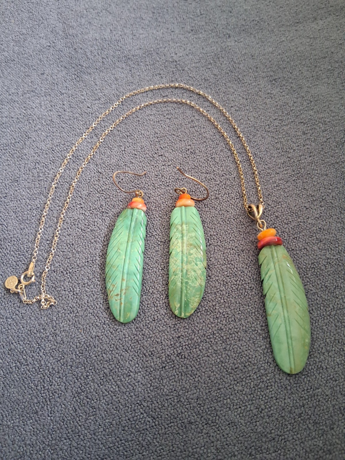 Turquoise Necklace and Earrings – Excellent Condition