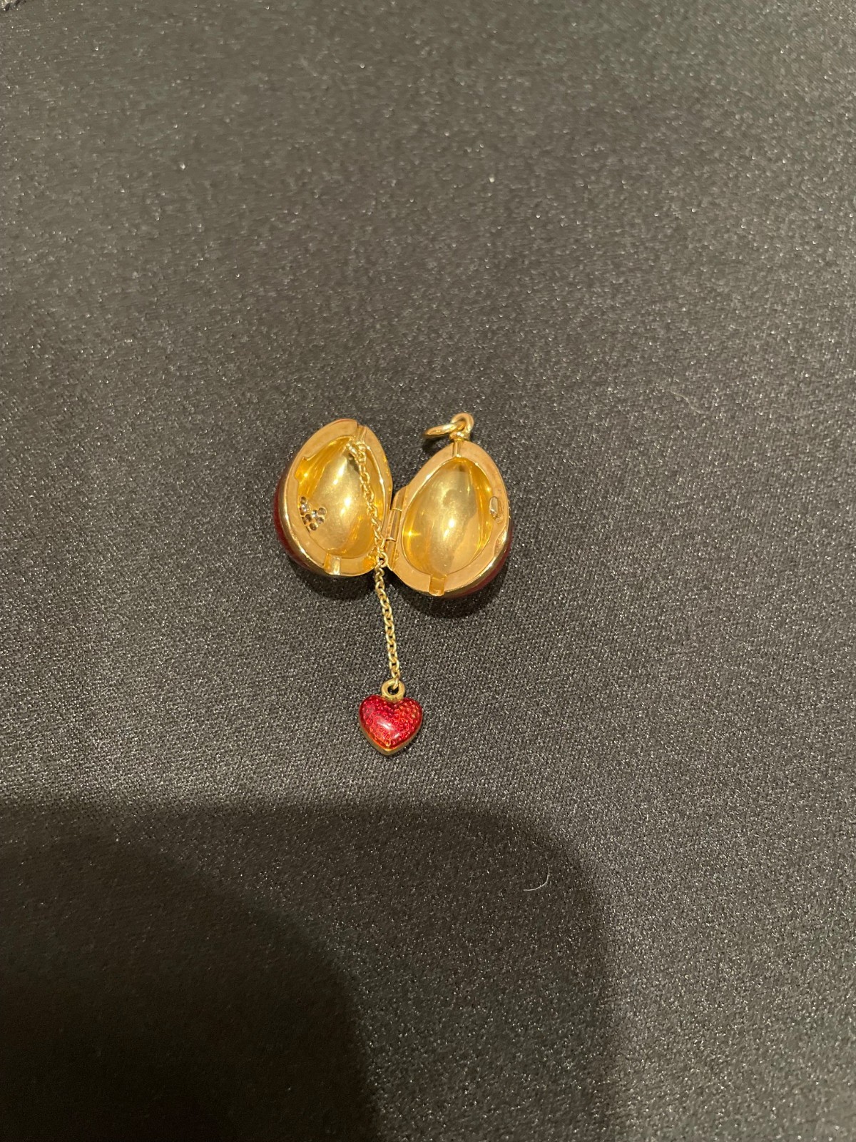 RARE FABERGE MINI EGG PENDANT 18K GOLD & DIAMOND HEART RED ENAMEL #/ED 200 PIECE