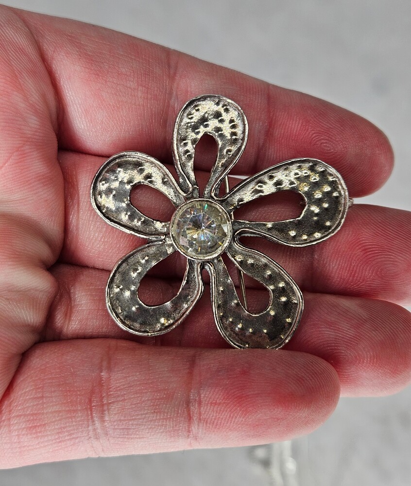 Silpada 925 Sterling Silver Flower Crystal Brooch Pin with Unbranded Necklace