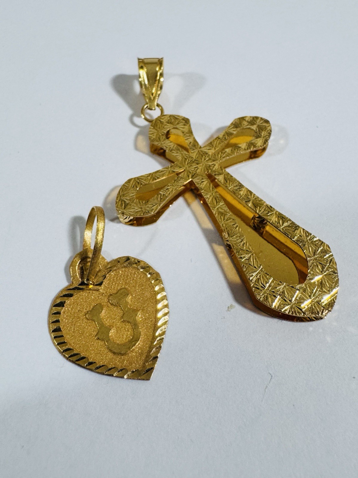 22K 916 Fine Real Gold Two Set U Heart & Cross Pendant 4.5g