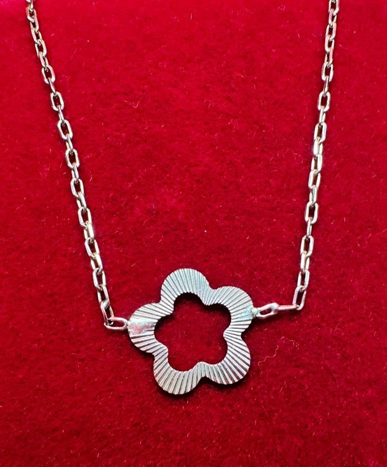 14K Oval Link Chain With Heart-Flower-Circle Charms