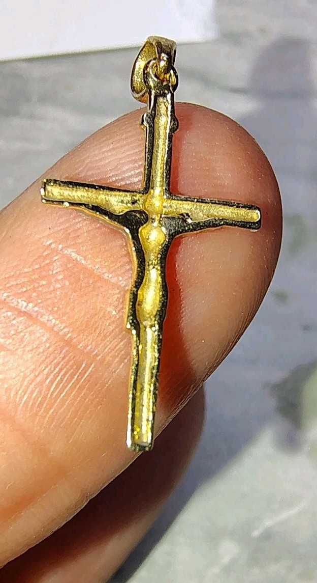 🌾14k Yellow & White Gold Cross Pendant ¾”