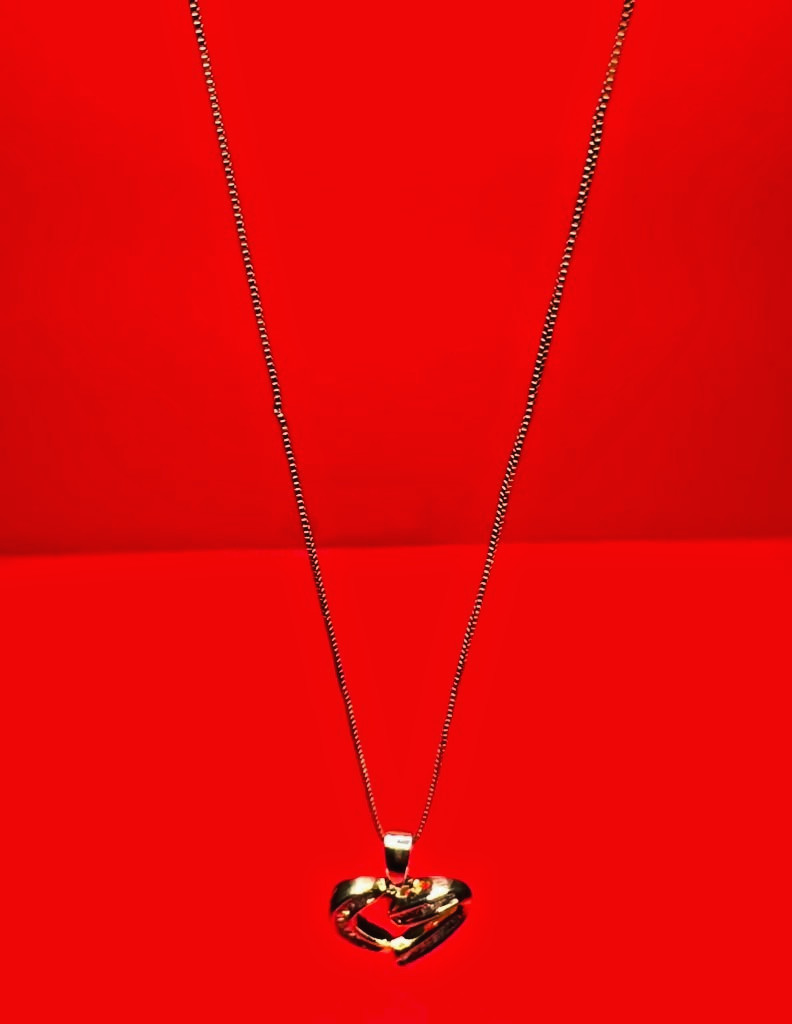 14K Box Link Chain With Diamonds Heart