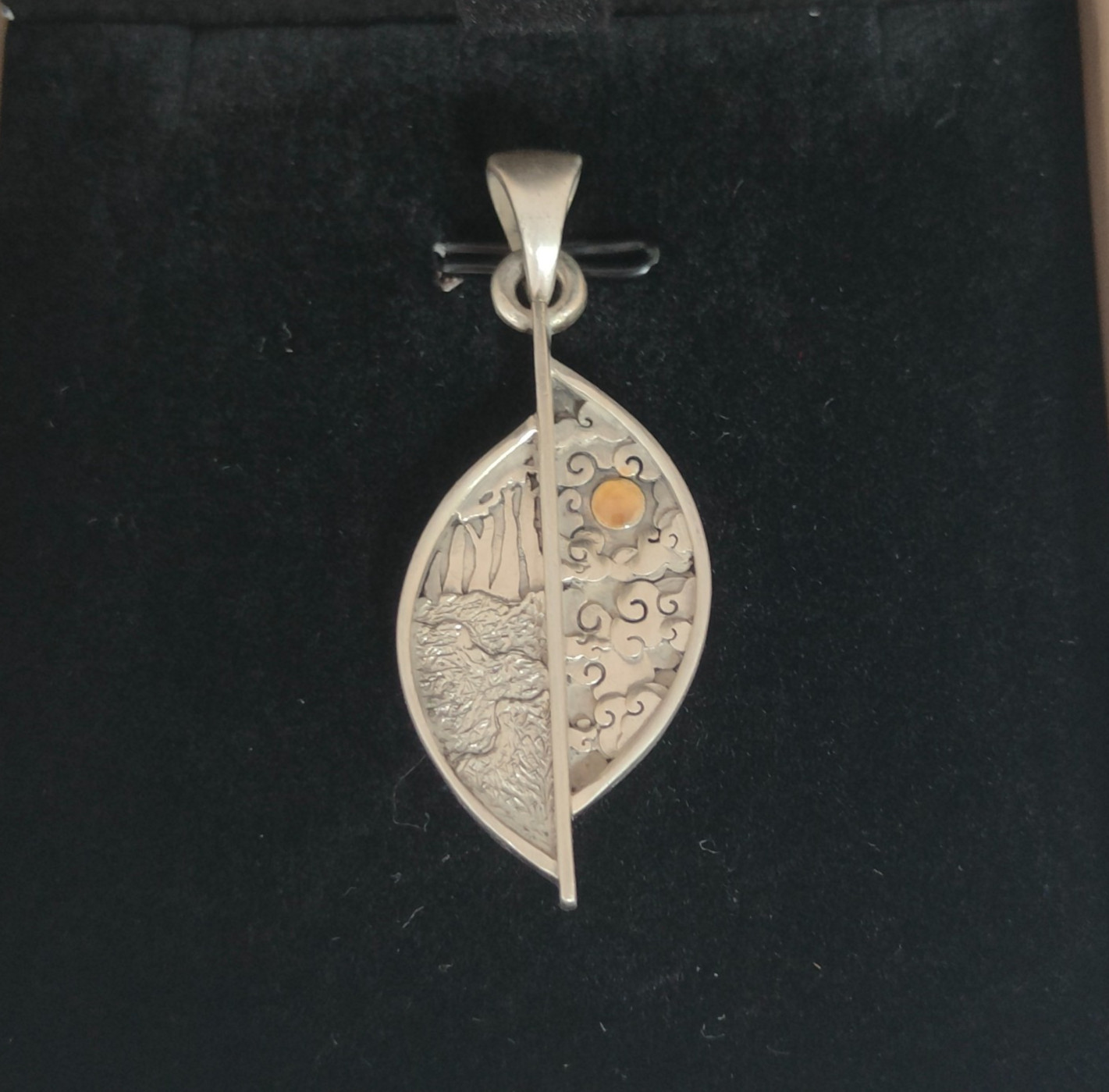 Leaf Landscape Pendant Handmade Nature Sun Mountain Charm Silver with box