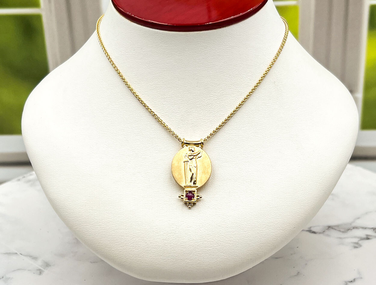 TAGLIAMONTE (2192N) 925SS/YGP Cameo Necklace*Ruby*Euterpe*Reg.$200