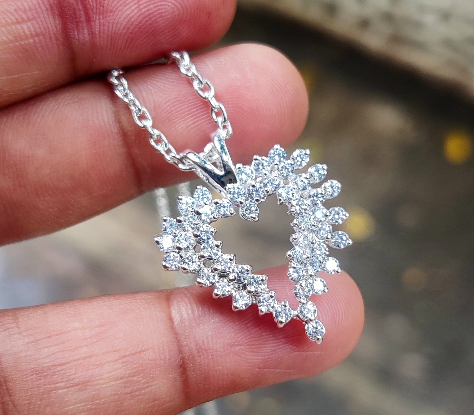 2Ct Round Cut Real Moissanite Cluster Heart Shape Pendant 14k White Gold Plated
