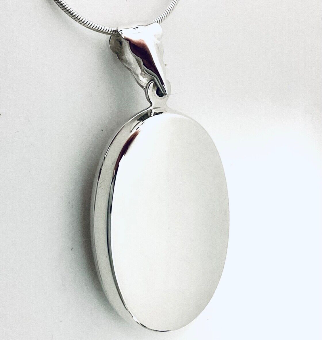 Sterling silver animal ruby horse pony memory photo oval locket & Chain Necklace