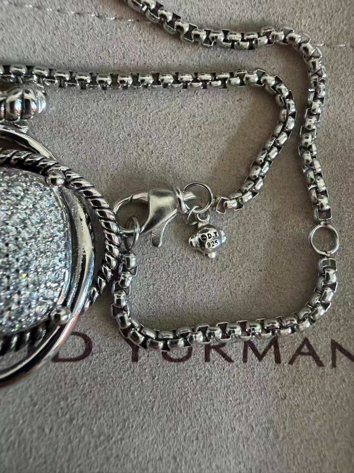 David Yurman 925 Sterling Silver 32mm Infinity 18″ Necklace with Diamonds