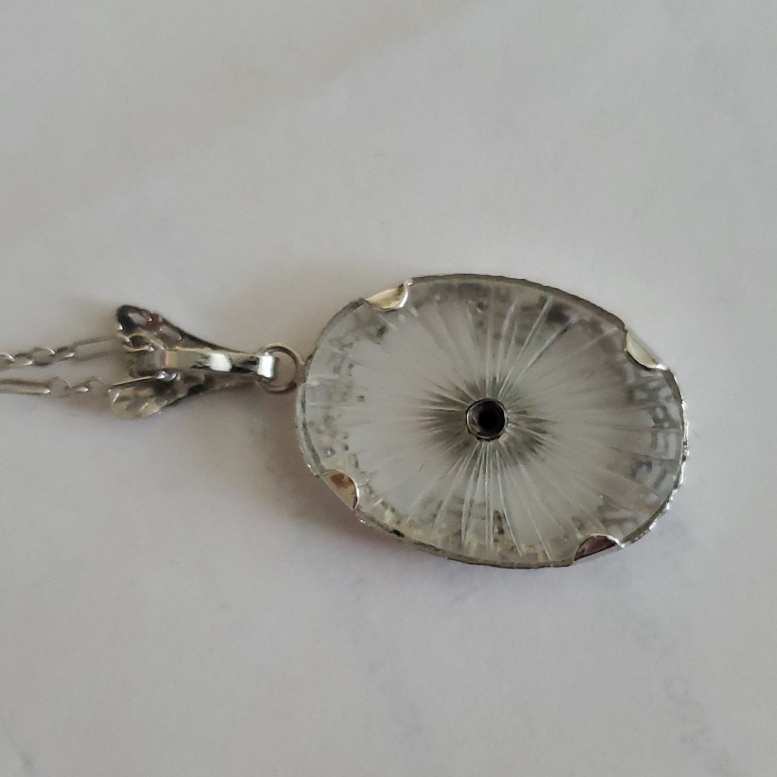 Heirloom 173 Sterling Silver 925 White Diamond Oval Pendant Necklace Oval Link