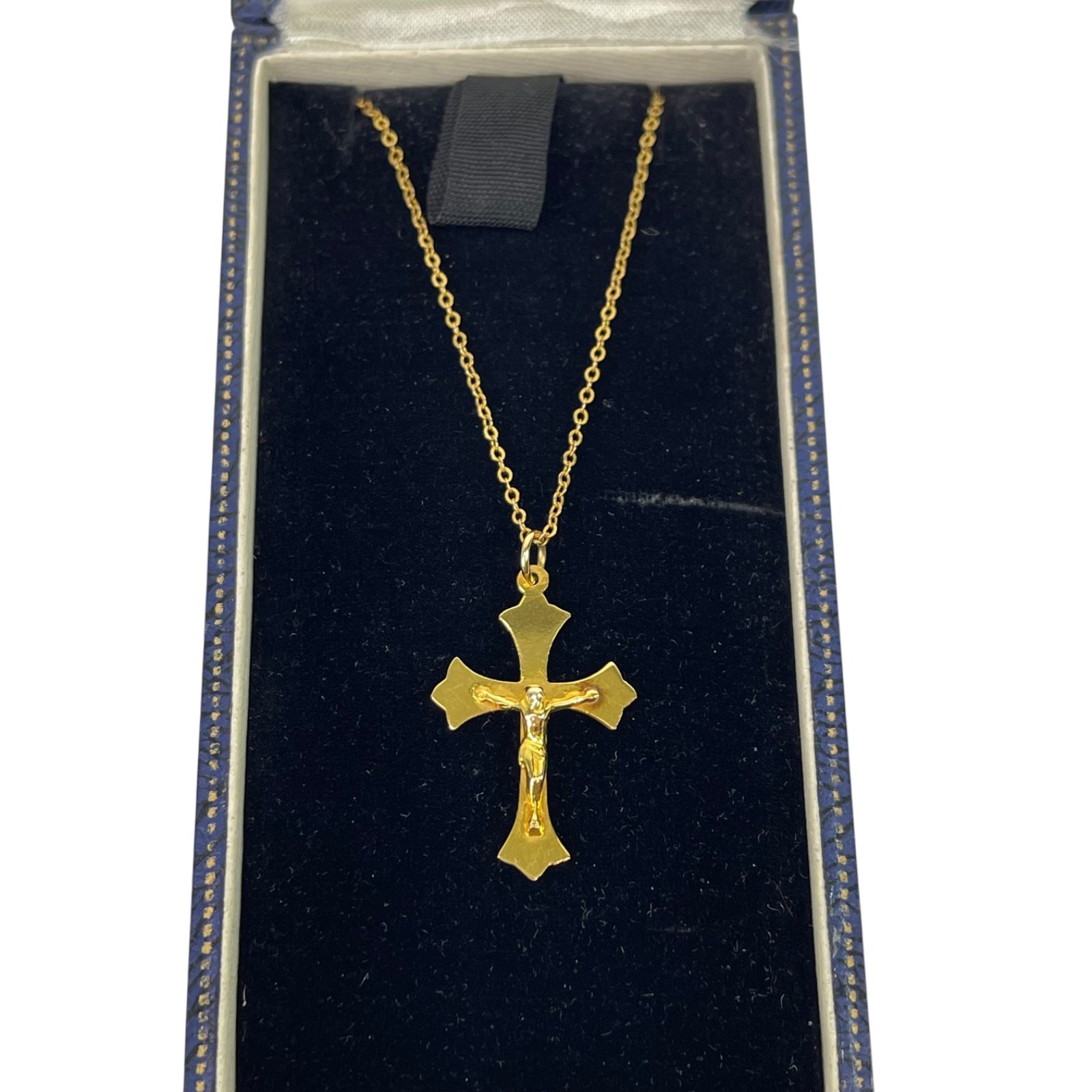 9ct 375 Yellow Gold Cross Pendant AJH Birmingham Vintage – Chain info unknown