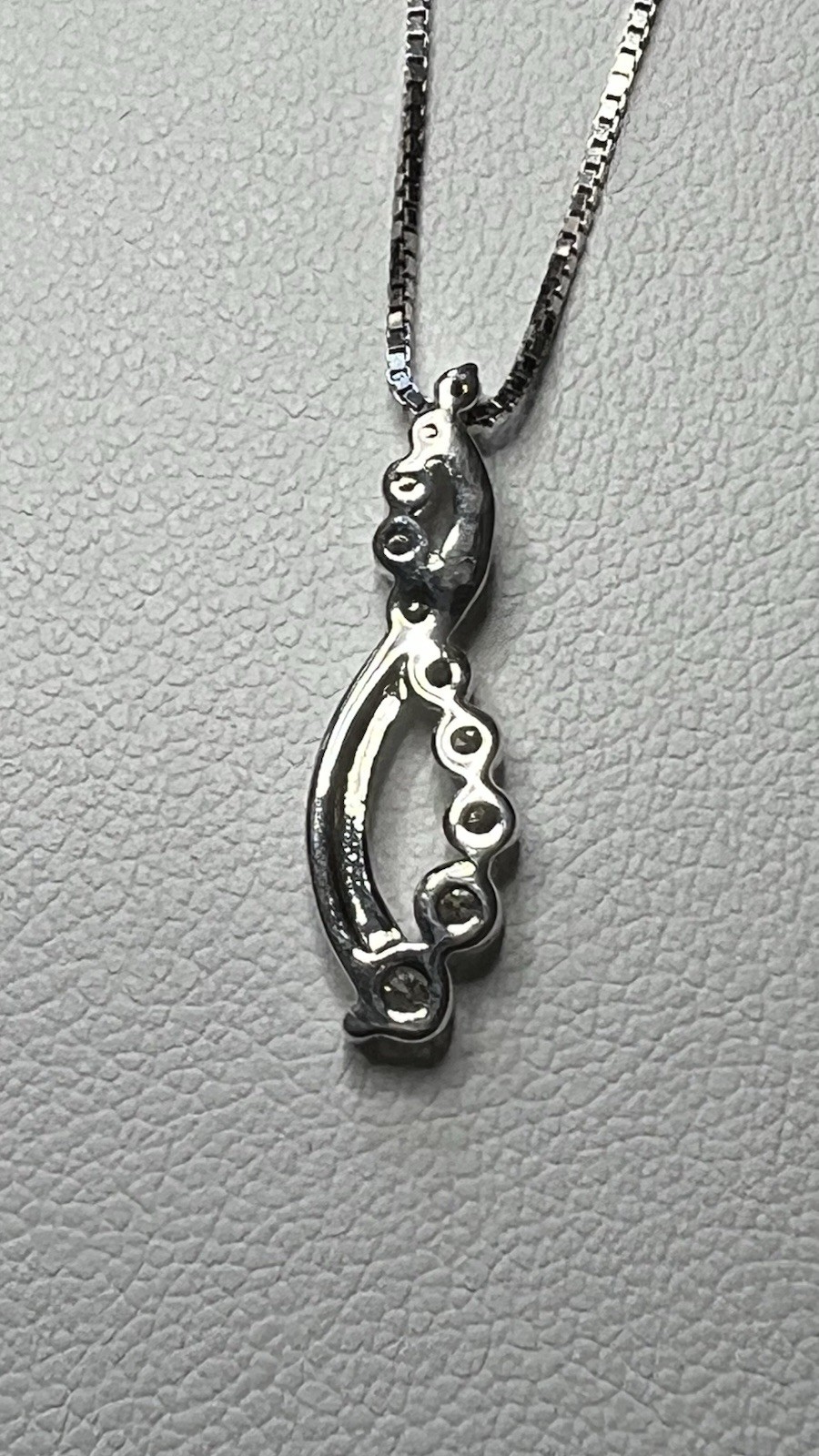 Gold over 925 Sterling Silver Round Lab Grown Diamonds Twist Pendant Box Chain
