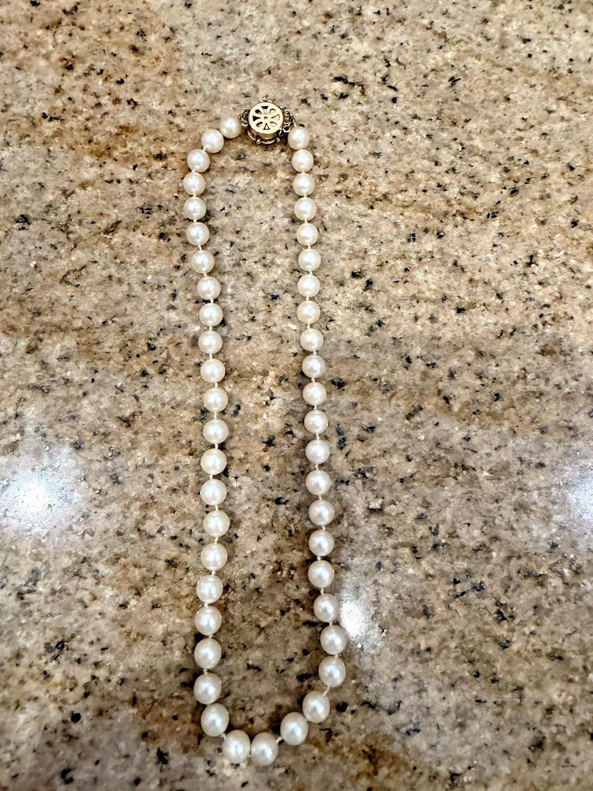 Saltwater Pearls Strand With 14 Karat Gold Amethyst Clasp Vintage Jewelry Nice