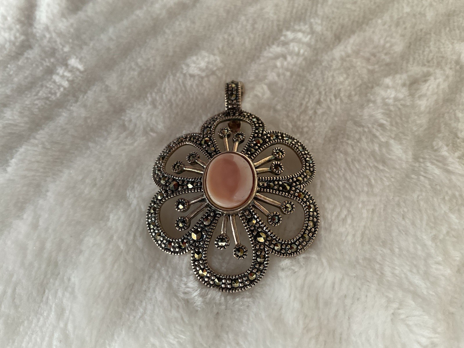 925 Sterling Silver Marcasite & Pink Mother Of Pearl Pendant
