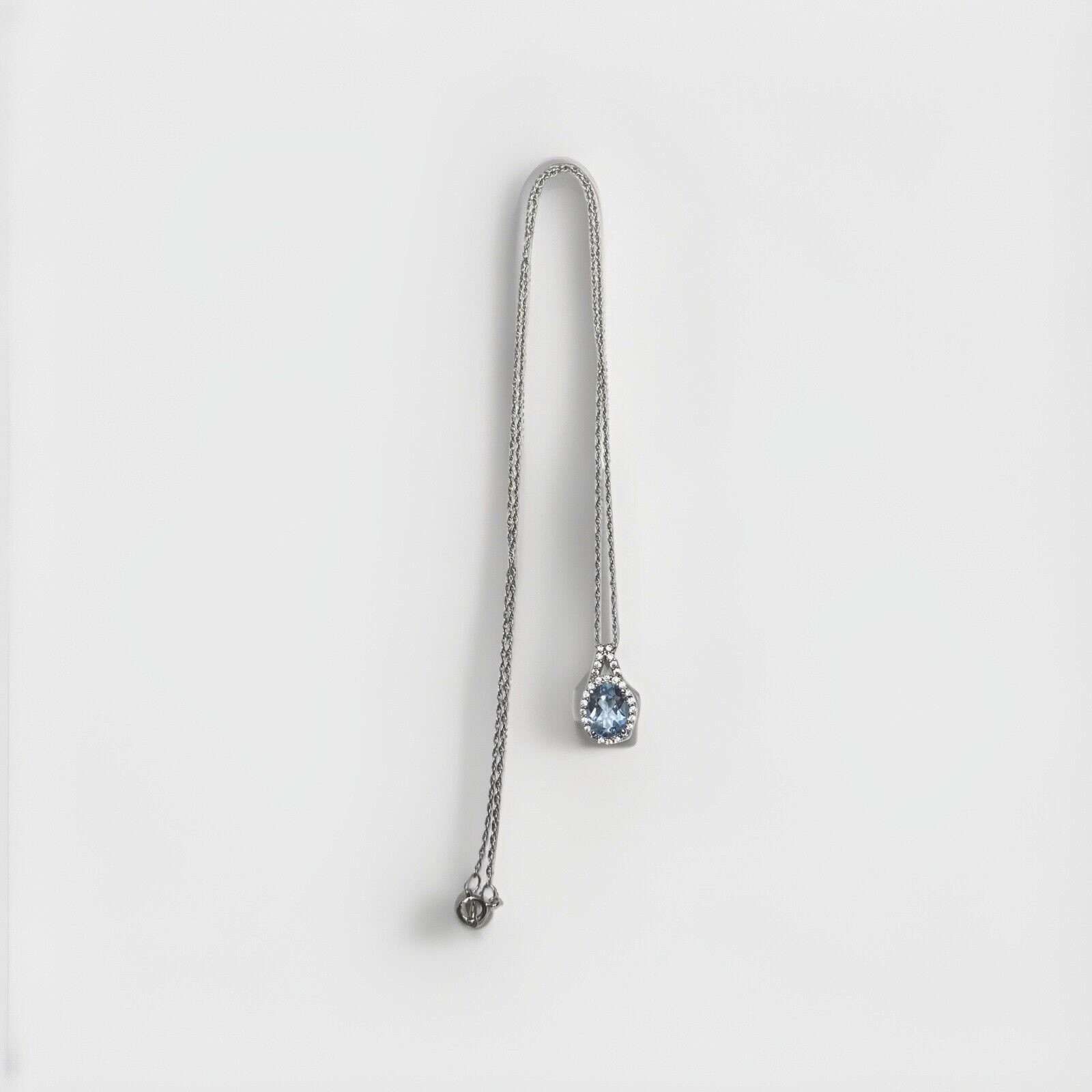 Fine Sterling Silver Chain Necklace & Blue Surrounded by White Topaz 17-1/2″