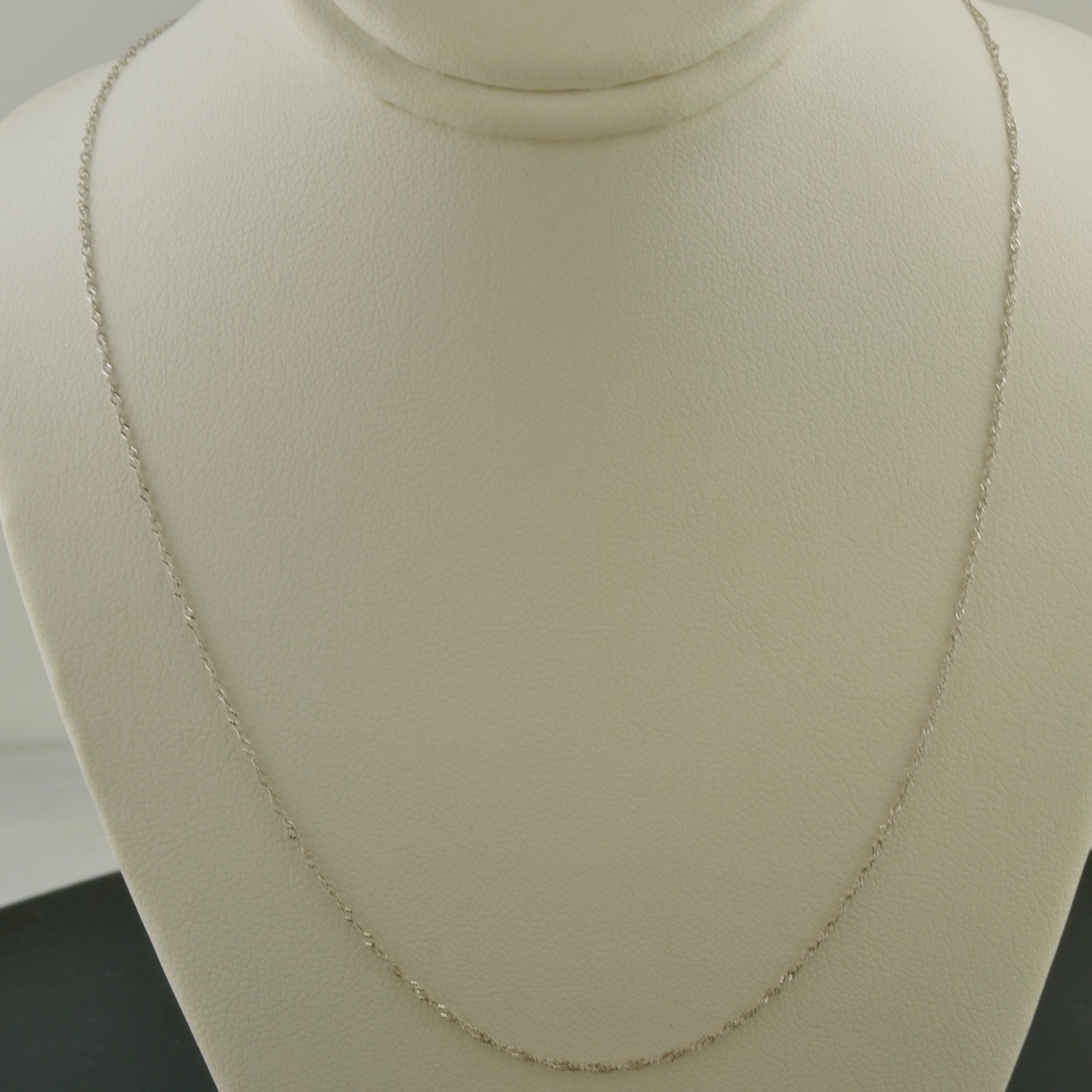 10K WHITE GOLD .7mm SINGAPORE 18 OR 20 INCH PENDANT CHAIN NECKLACE