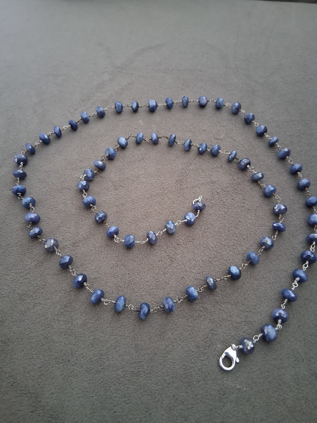 Carol Brodie – 36 inch -necklace – Excellent Condition