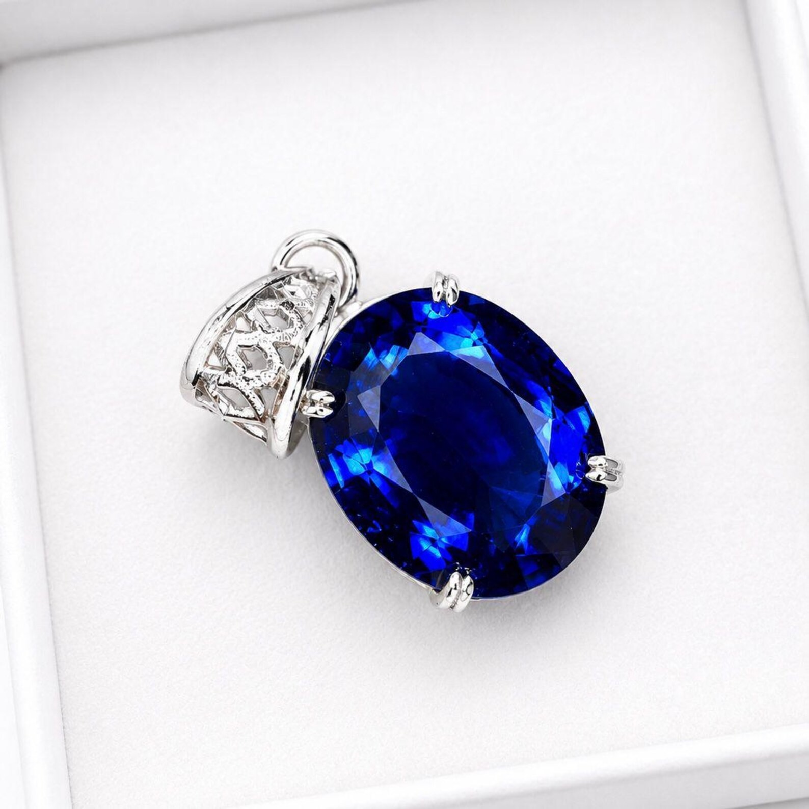 34.11 Ct Natural GIE Certified Blue Sapphire Oval Cut Pendant 925 MR Gemstone A+