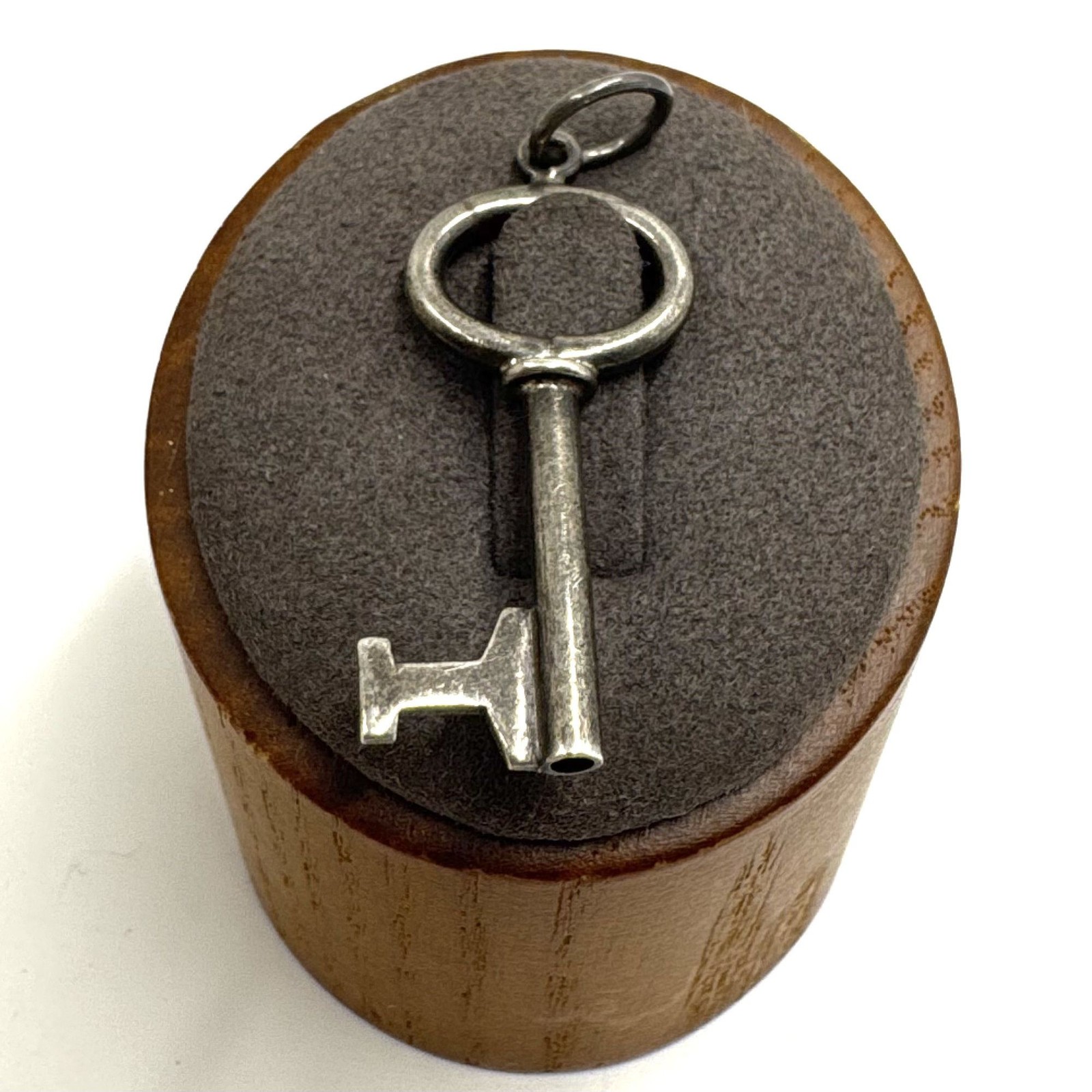 Solid Sterling Silver 925 Skeleton Key Design Pendant Size 1.75″ Length