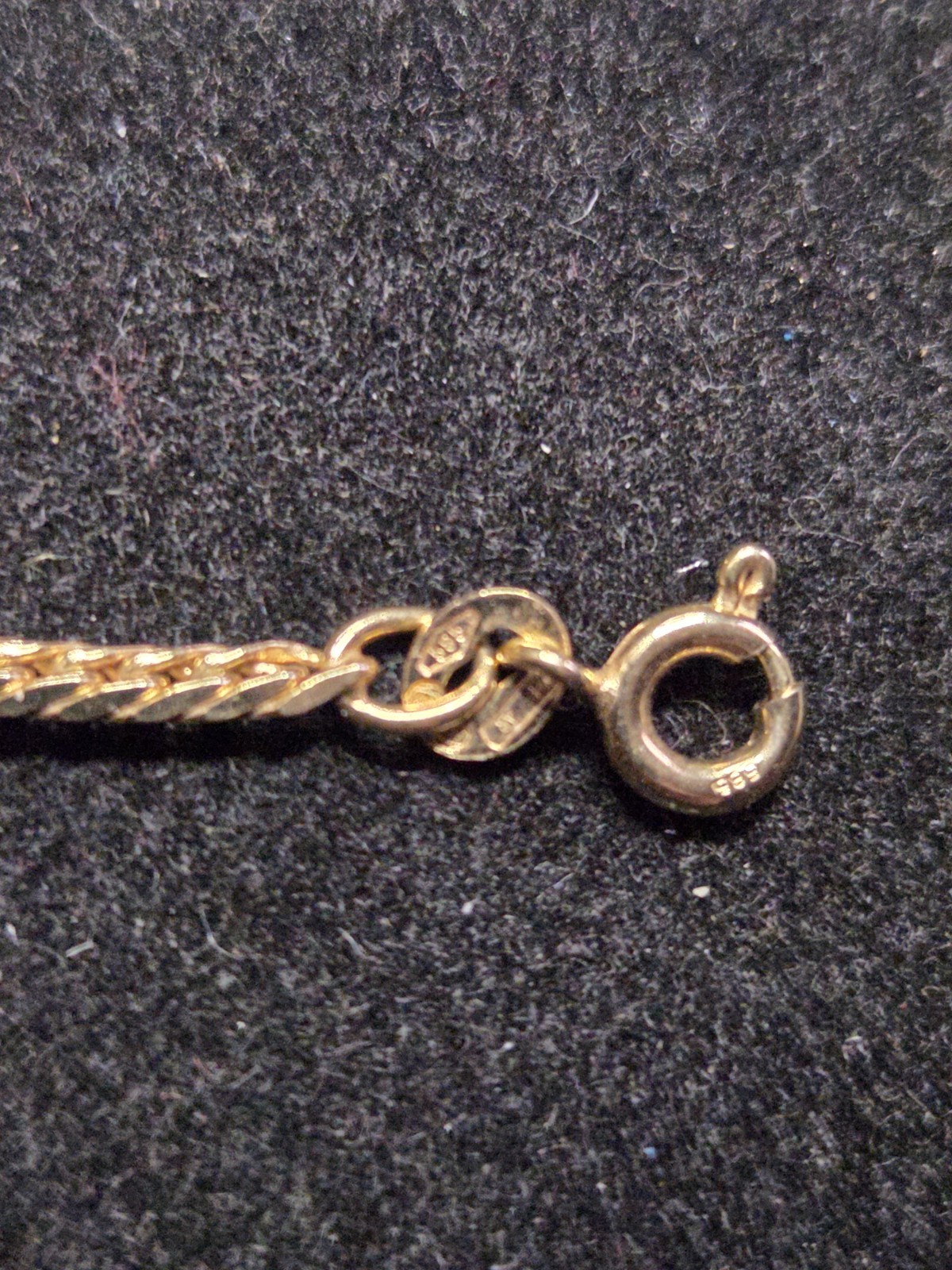 14KT GOLD CUBAN LINK CHAIN 2.2MM 13.3 GRAMS 23.5″
