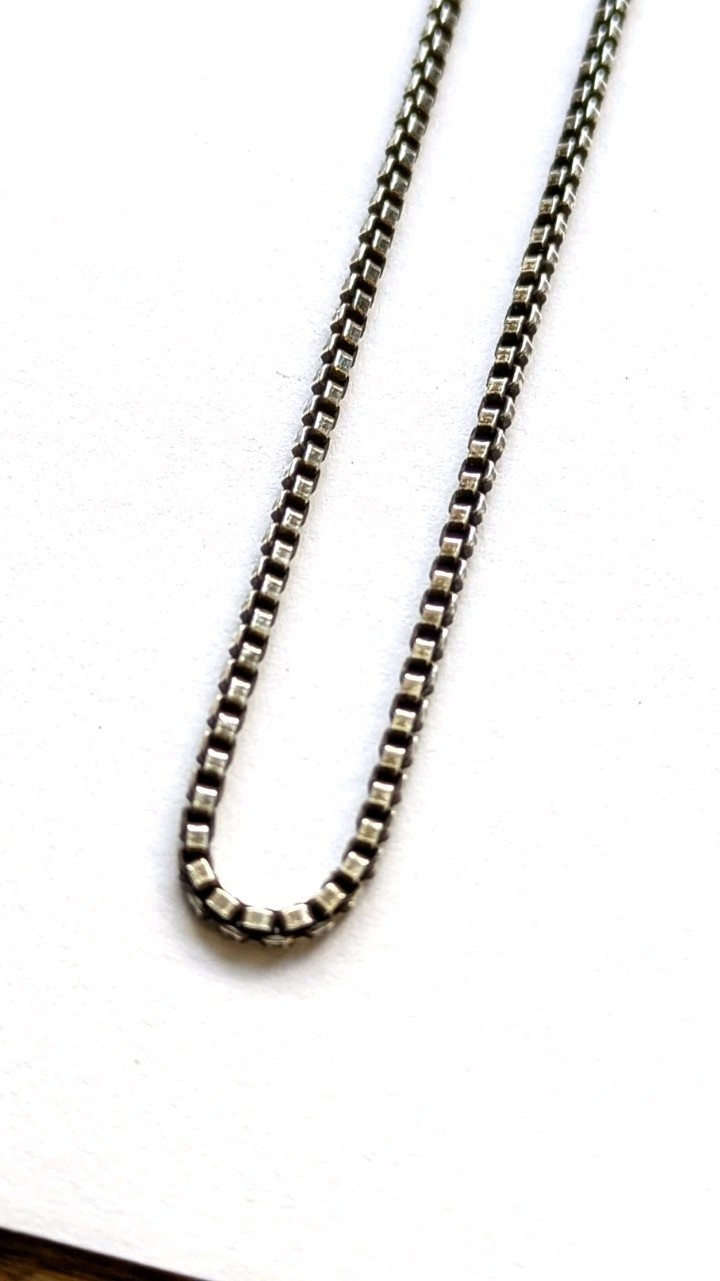 925 Sterling Silver 1.5 Mm Box Chain Necklace 18 Inches
