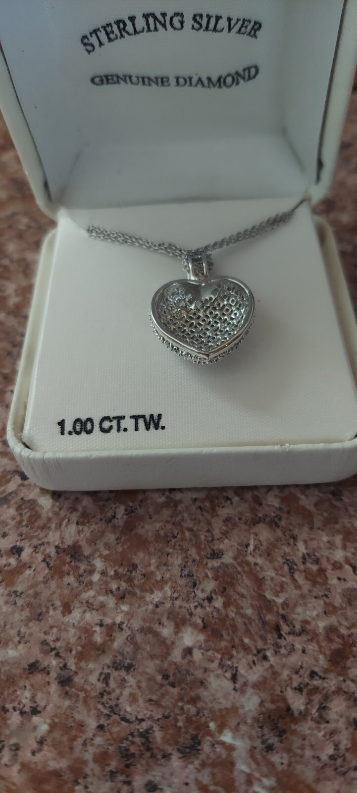 Sterling 1.00 Carat T.W. pave’ Diamond Heart Pendant Necklace MSRP: $495 A4308YS