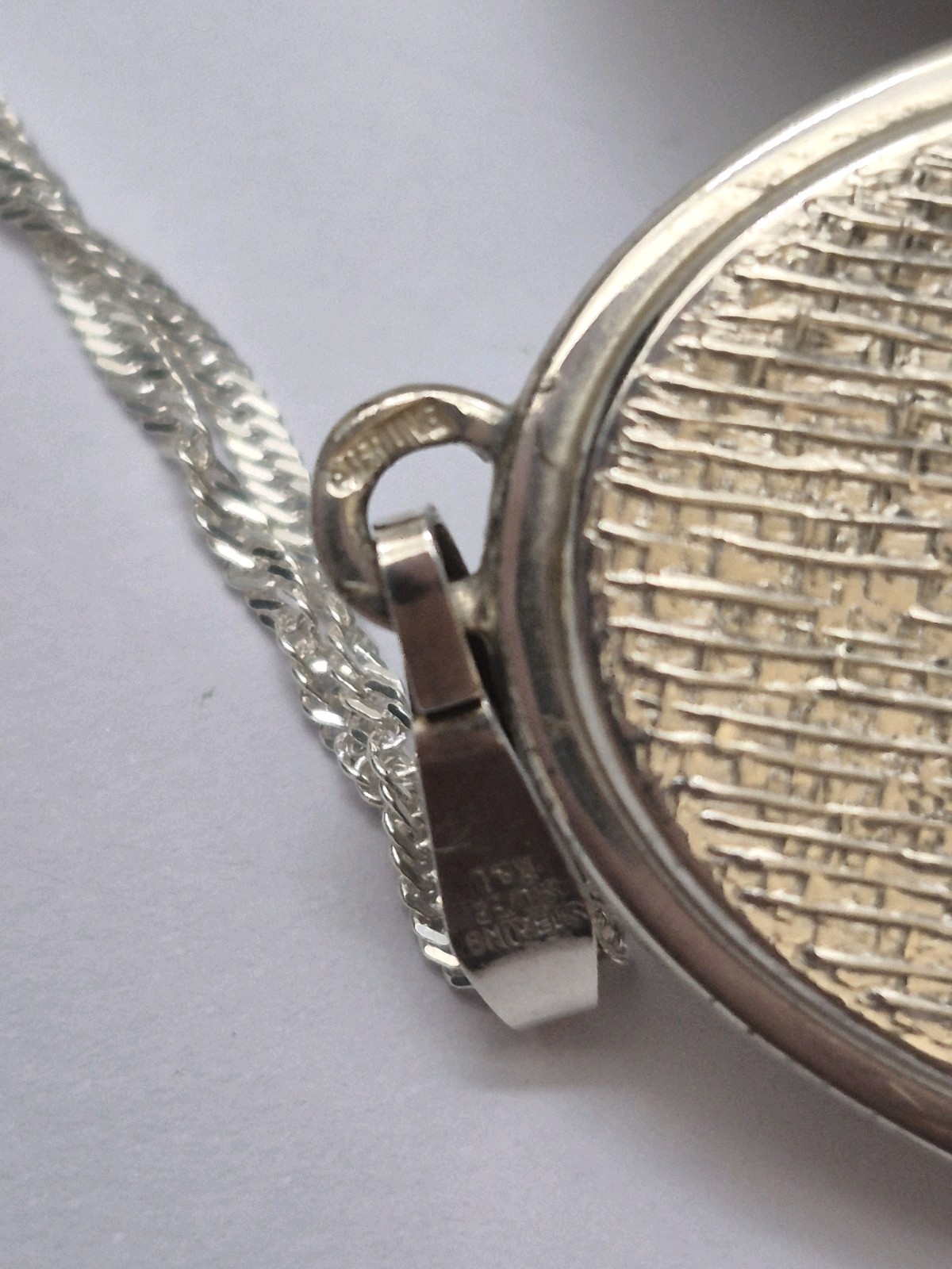 LOCKET – Sterling Silver Enamel Floral Double Photo Locket And Chain. Necklace.