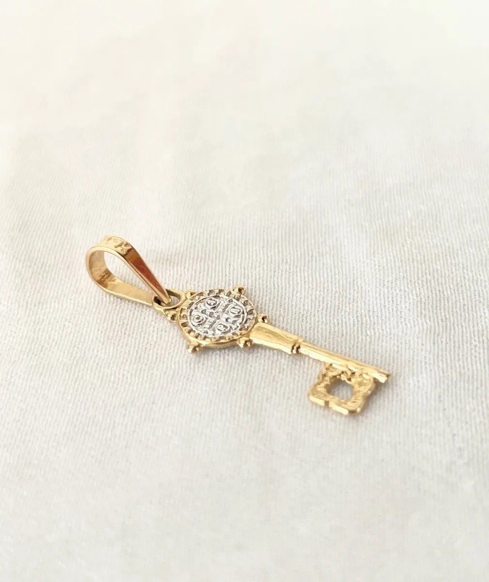 10k Yellow Gold Saint Benedict San Benito Key Pendant 2.4 Cm Made In MEXICO