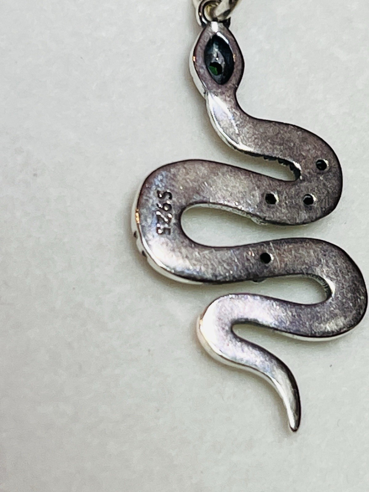 Real 925 Sterling Silver Green Crystal Rattle Snake Pendant Necklace