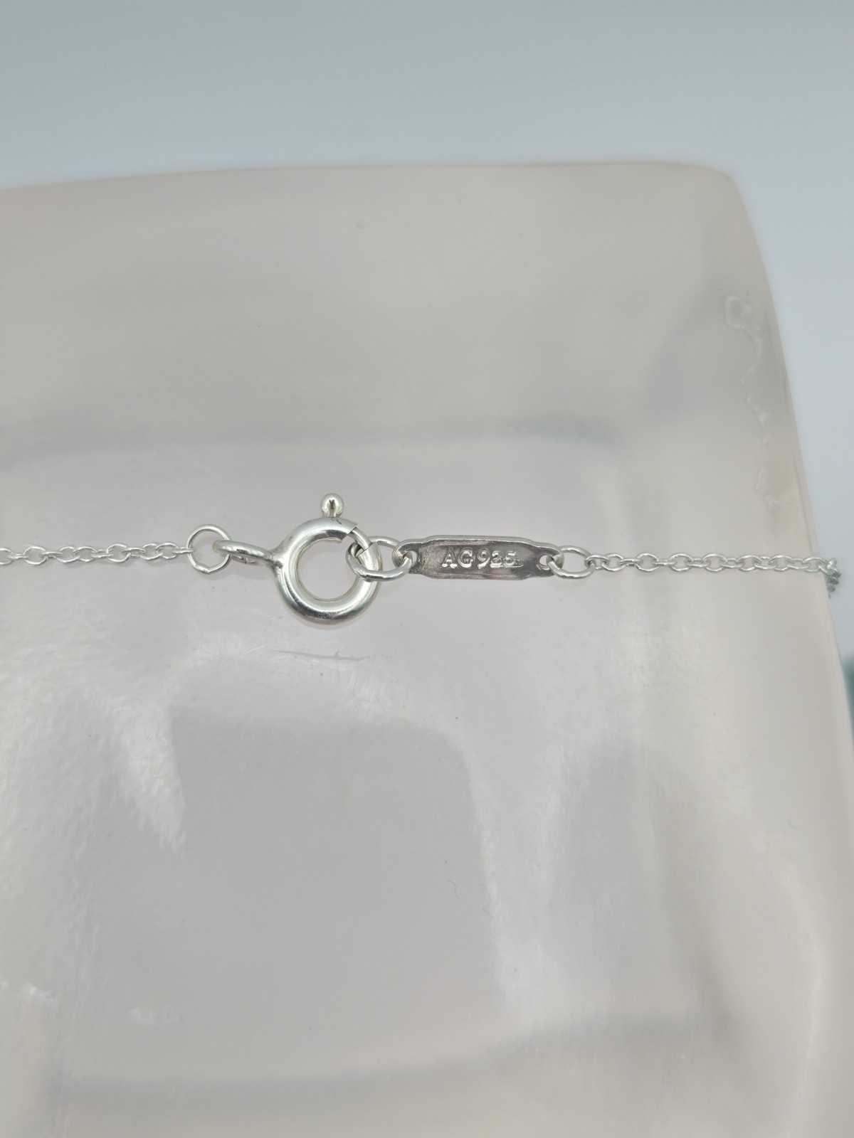 Vintage Tiffany & Co. 3 Key Pendant on 16″ Necklace in Sterling Silver Box Pouch
