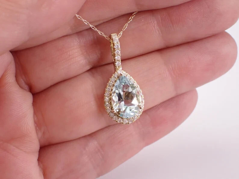 2.00Ct Pear Cut Natural Aquamarine Teardrop Pendant 14K Yellow Gold Plated 18″