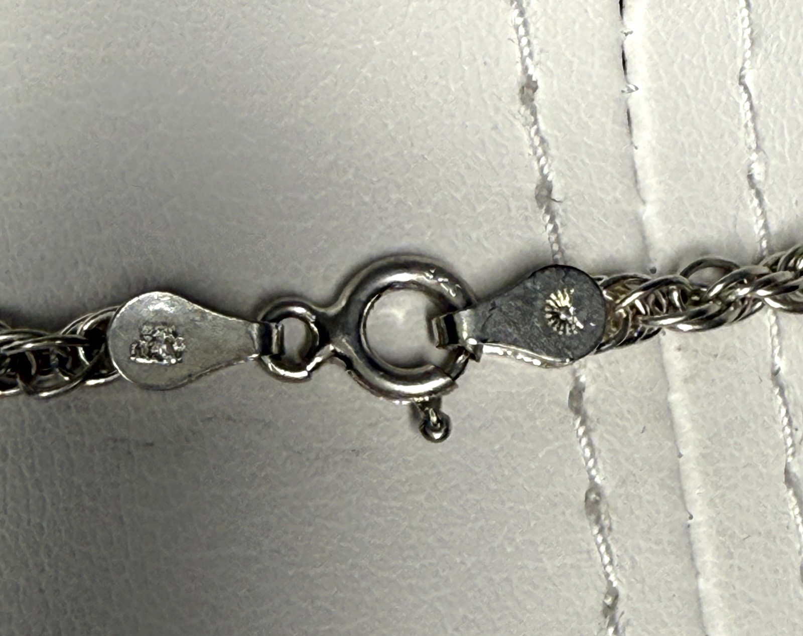 925 Sterling Silver Necklace w/ Rainbow Moonstone, Blue Topaz, Pearl Pendant 36g