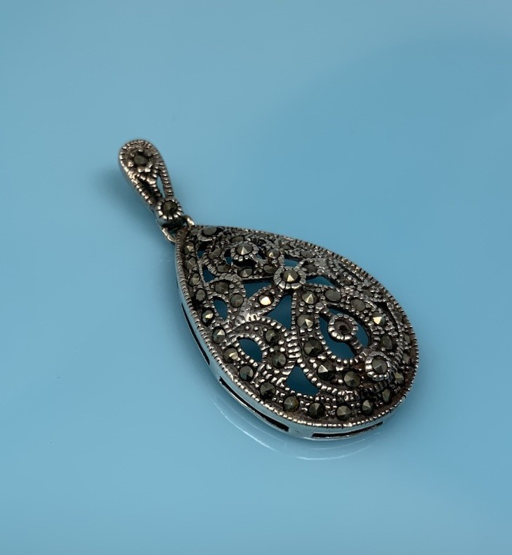 Sterling Silver Marcasite Oval Pendant 925 6.4g
