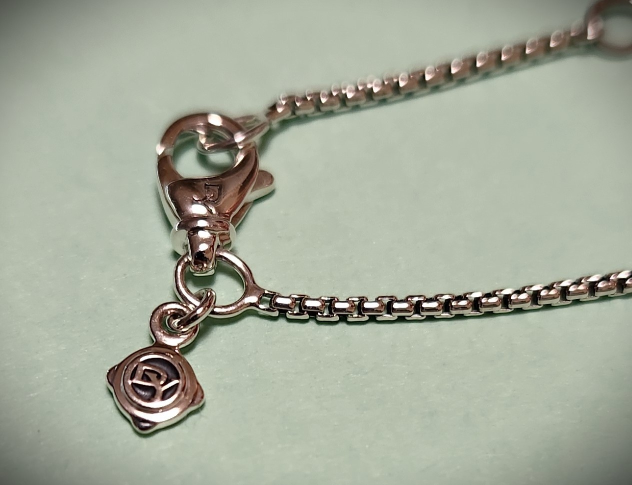 [NEW W/CERTIFICATE] David Yurman Petite Cable Linked Necklace, Silver/Gold 17 mm