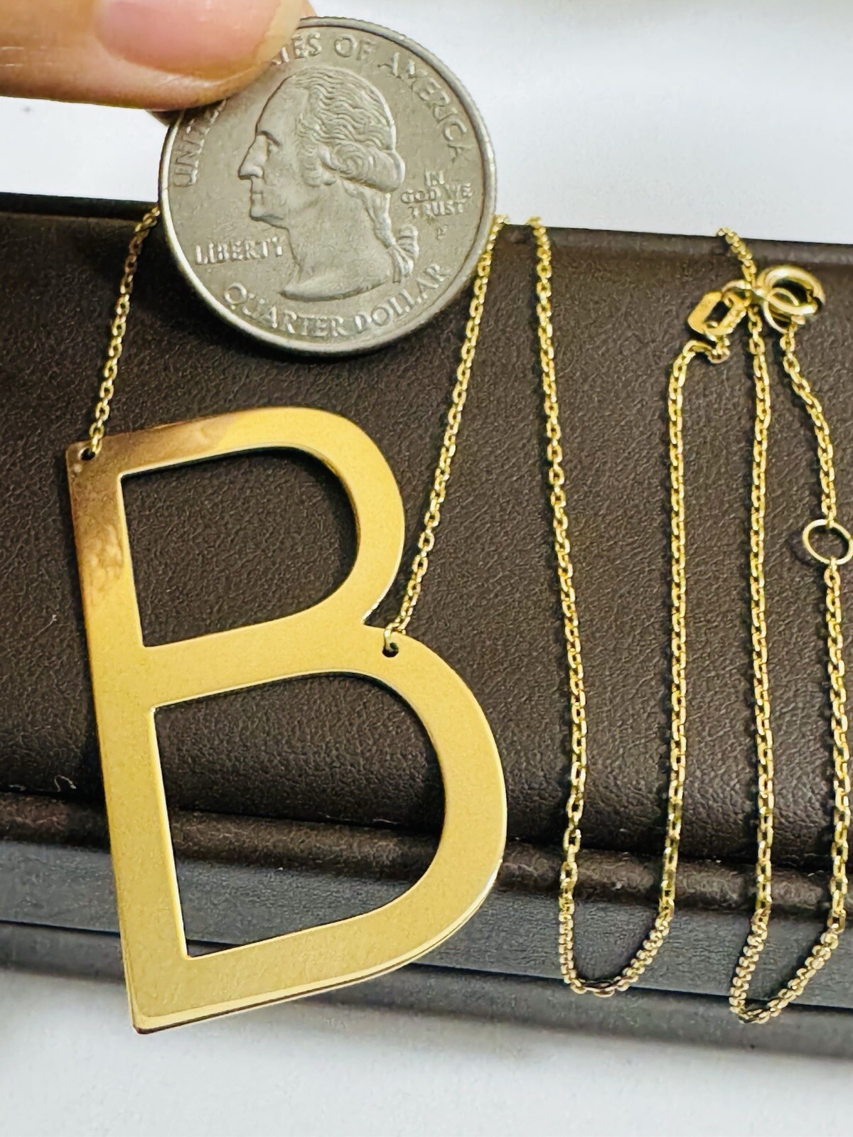 18K 750 Fine Gold Letter B initial Necklace 16.5/17.5” Long 1mm 4.8g WOMENS