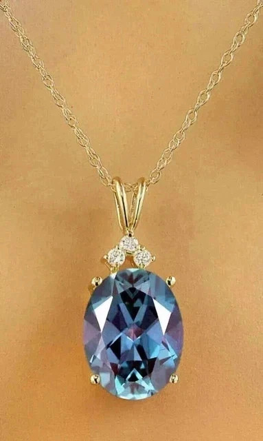 2.3Ct Oval Cut Lab-Created Alexandrite Women’s Pendant 14K Yellow Gold Plated