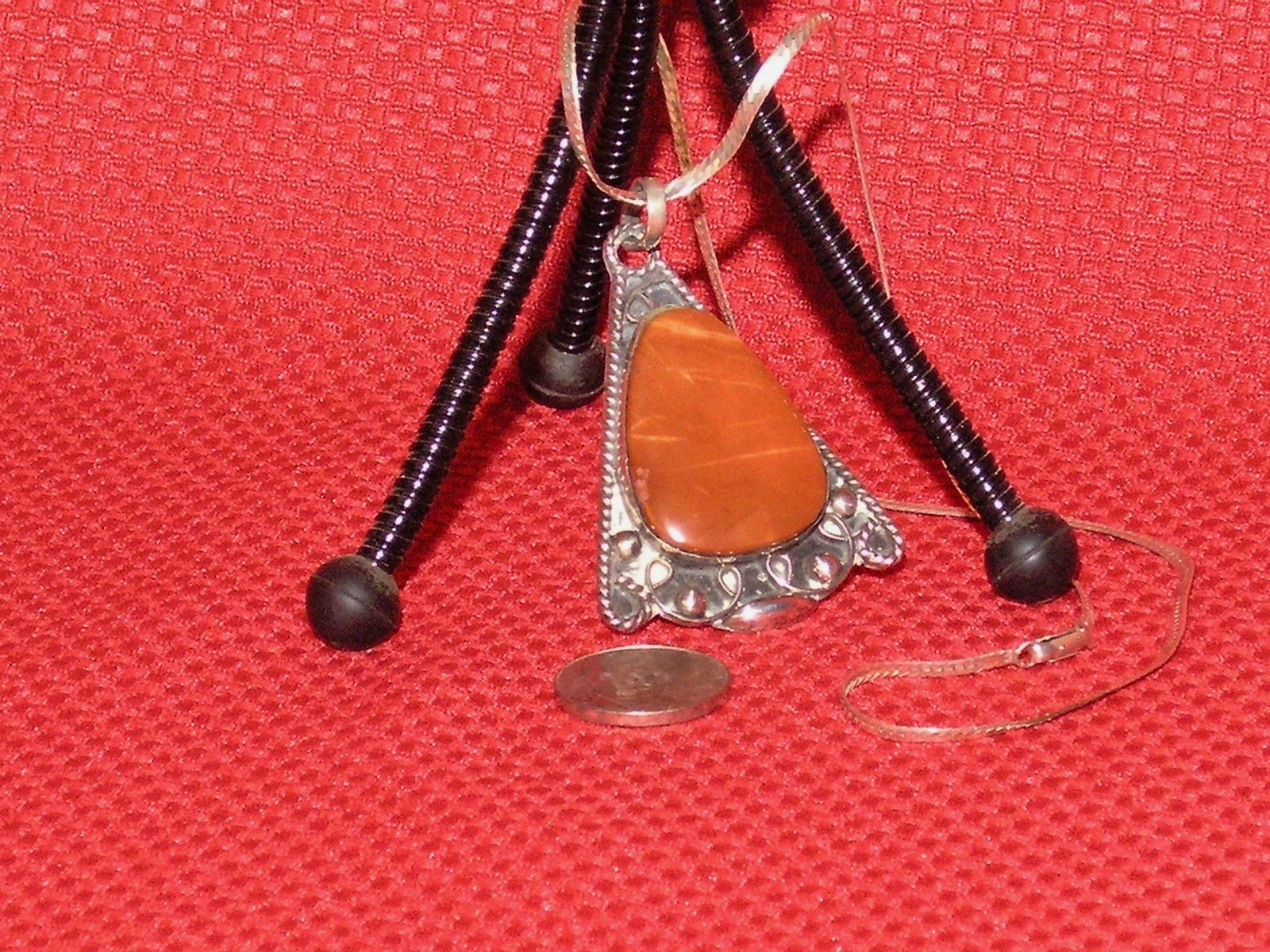 925 Sterling Brown Stone Pendant Necklace In Very Good Condition