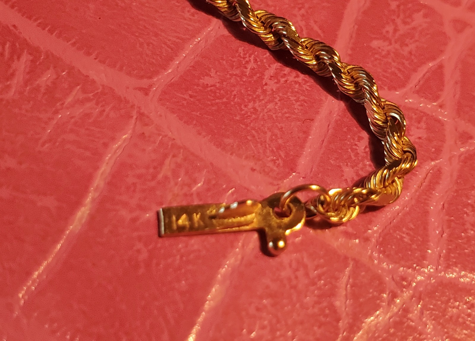 14k Yellow Gold 2.25mm Wide Diamond Cut Silk Rope Chain Necklace 18″ – 6.3 Grams