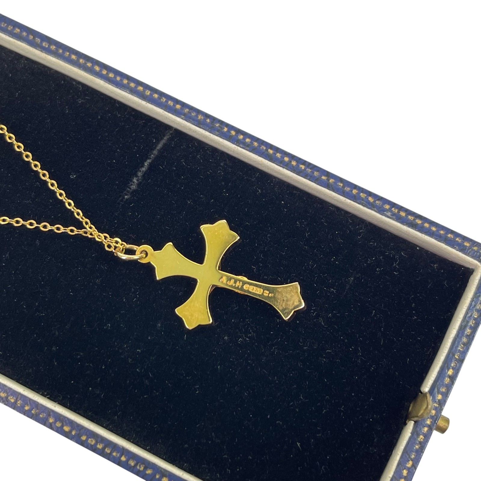 9ct 375 Yellow Gold Cross Pendant AJH Birmingham Vintage – Chain info unknown