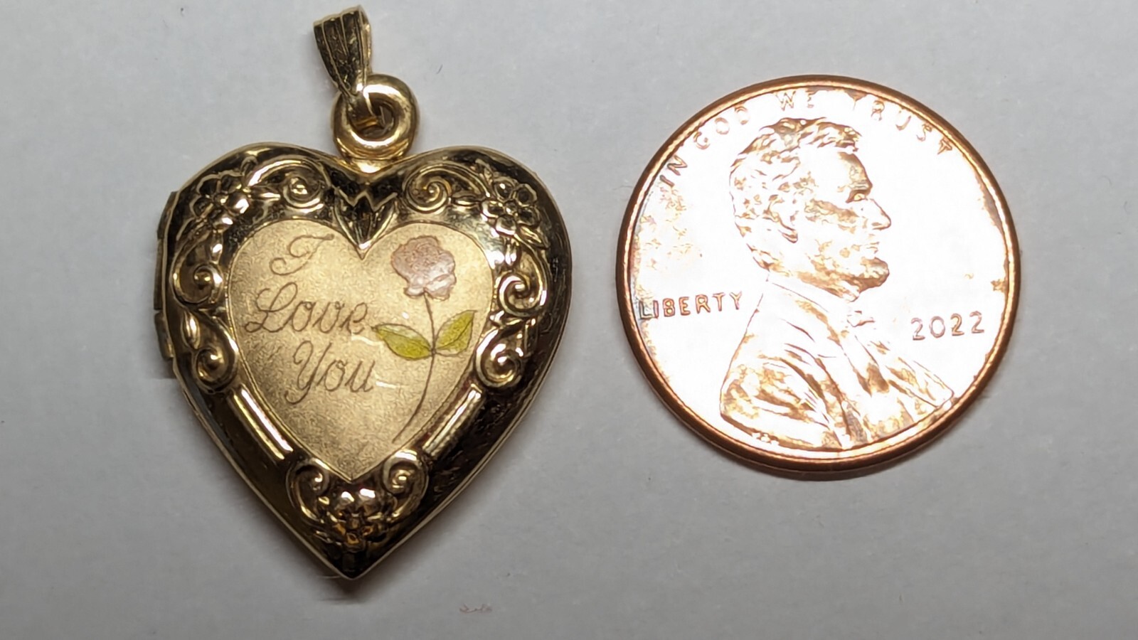 VINTAGE 14K YELLOW GOLD HEART PHOTO LOCKET ROSE HALLMARKED SIGNED 14K TK TRU-KAY
