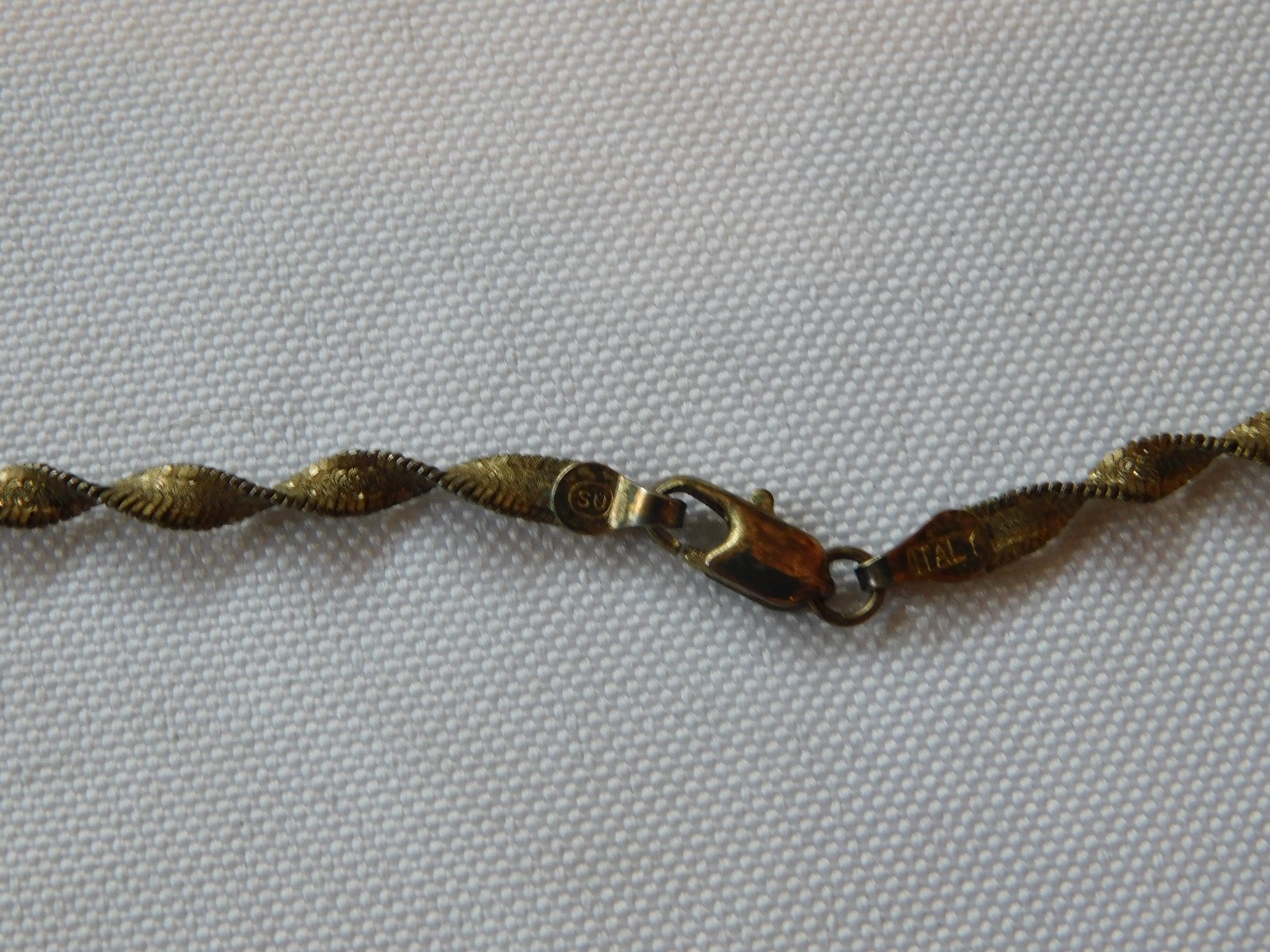 Unbranded Italy 925 Sterling Silver 4 grams Spiral Necklace Tarnished Pre-owned